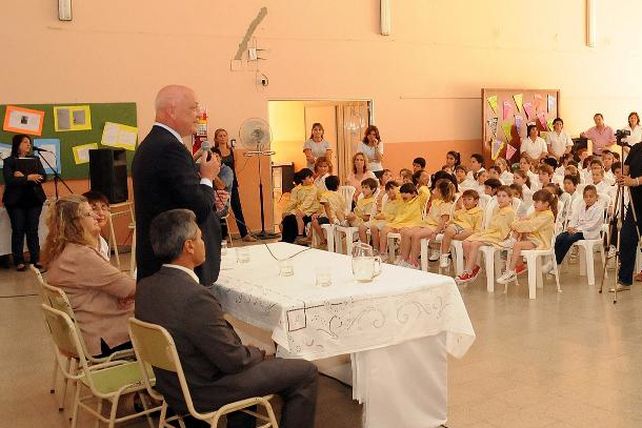 Santa Fe amplió su oferta educativa con 48 nuevos espacios