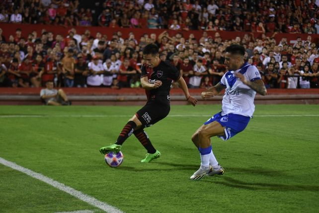 Newells-Vélez: seguí el minuto a minuto