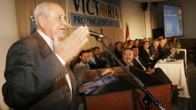 La intensa carrera política del Tigre Cavallero en imágenes