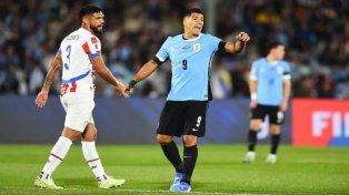 Luis Suárez jugó 143 partidos, marcó 69 goles y ganó la Copa América 2011 con la camiseta de Uruguay.
