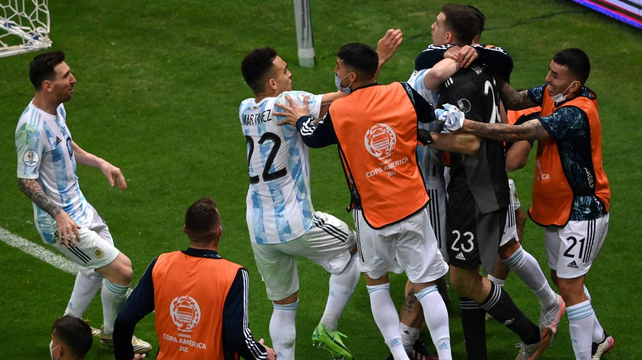 Emiliano Martínez, ya es historia en la Selección Argentina