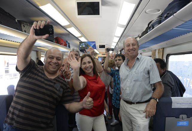 trenes para todos. Los ferrocarriles vuelven al Estado