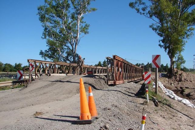 El Puente Bailey  sobre el arroyo Tercer Coronda