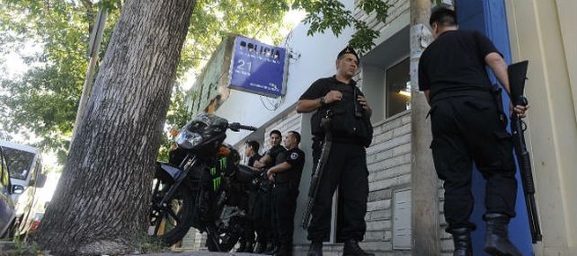 La seccional 21ª de Arijón al 2300. La fuga de cuatro detenidos se dio en la noche del lunes. Dos de los internos fueron recapturados.&nbsp;