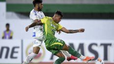 El conjunto dirigido por el entrenador Hernán Crespo no pudo en Brasil. El conjunto dirigido por el entrenador Hernán Crespo no pudo en Brasil.