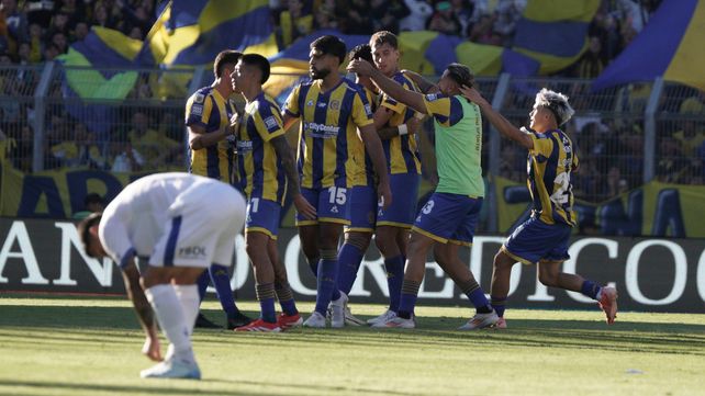 Triunfo ante Vélez. El último partido que Central jugó en el Gigante de Arroyito. Lo ganó sobre la hora.