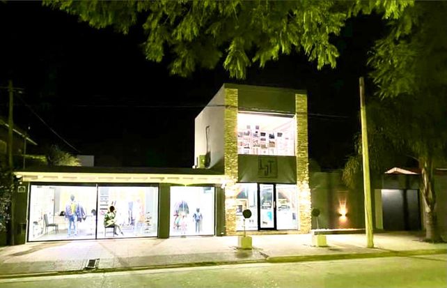 LJT STORES- se impone en la zona!