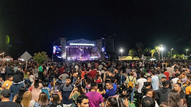 Fiesta del Mate: miles de personas en la primera noche