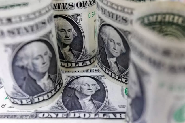 El dólar linked es un depósito a la vista que se actualiza según la cotización oficial de la divisa.