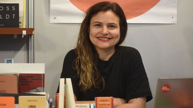Cecilia Bona, la booktuber que la rompe en las redes sociales