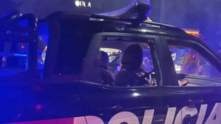 Vandalismo tras el clásico rosarino: apedrearon edificios e incendiaron contenedores