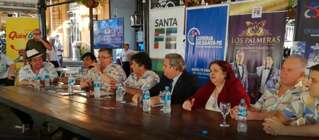 Los Palmeras presentaron su primer vinilo y un dvd junto a la Filarmónica