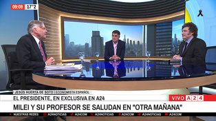 Milei irrumpió en un programa en vivo para saludar a su ídolo anarcocapitalista