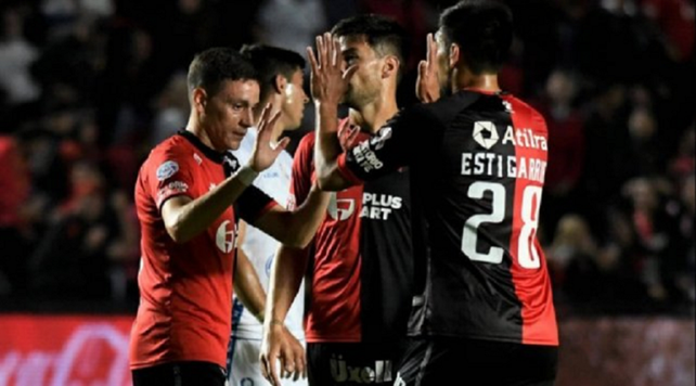 Después de un año, Colón volvió a ganar tres partidos al hilo como local