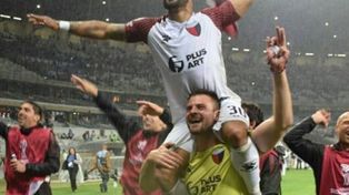 A Gabriel Esparza se le termina el contrato en Col&oacute;n y no descarta volver a M&eacute;xico.