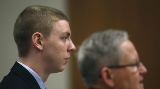 Escándalo en Estados Unidos por leve pena a un violador que estudiaba en Stanford