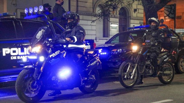 Una feroz balacera y el pedido de 30 mil dólares a cincuenta metros de la comisaría 7ª