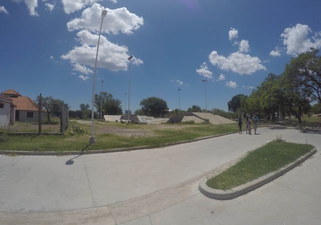 Una recorrida por el skatepark de Paraná y su reciente historia