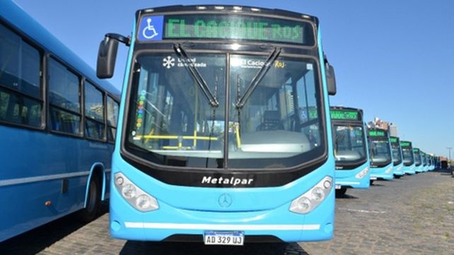 flamantes. La empresa mendocina desembarca en Rosario para ser parte del nuevo sistema de transporte.