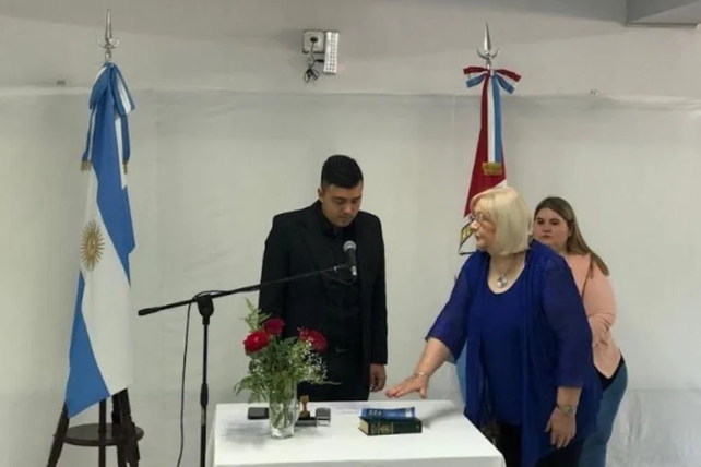 En el año 2021, la intendenta radical María del Carmen Amero había reinvindicado la dictadura militar de Jorge Videla. Luego dijo que le habían hackeado su cuenta de facebook.