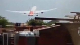 Se estrelló un avión en India con más de 240 pasajeros