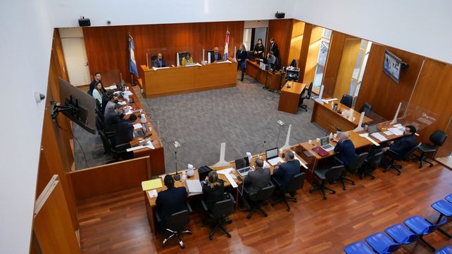 La sala. Abogados