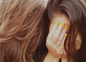Un hombre fue detenido dos veces en un día por golpear a la hija y a su ex mujer