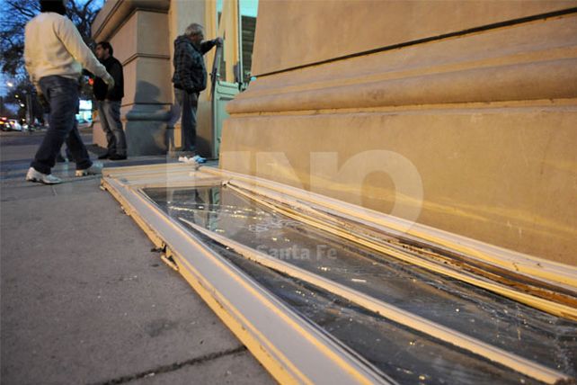 Explosión y susto en la Estación Belgrano: no se registraron heridos
