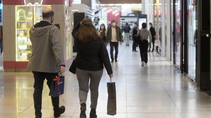 Las ventas en el centro siempre tienen un repunte en vísperas del Día de la Madre. Las ventas en el centro siempre tienen un repunte en vísperas del Día de la Madre.