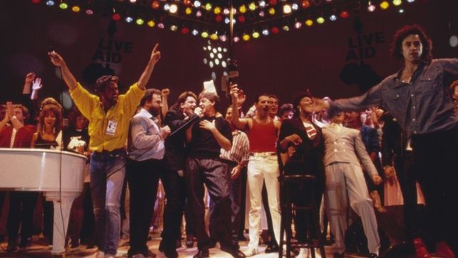 Artistas durante el Live Aid en el estadio Wembley