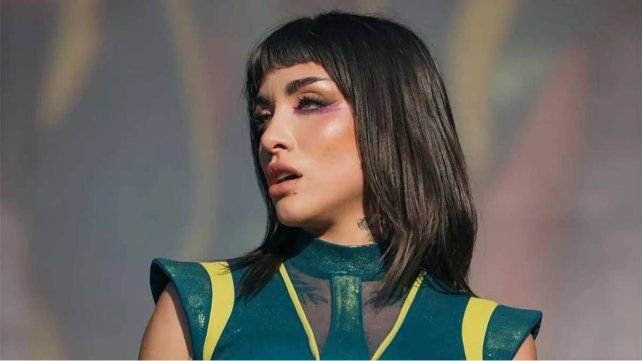 La cantante María Becerra compartió en sus redes sociales un doloroso mensaje sobre el hate y tomó una drástica decisión.