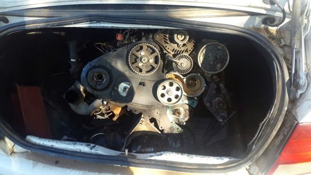 Salió a probar un auto de una concesionaria y nunca más lo devolvió