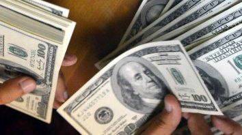 Los bancos vuelven a vender dólares. Los bancos vuelven a vender dólares.