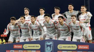 Argentinos Juniors empató y alcanzó la cima en su grupo y en la Tabla Anual