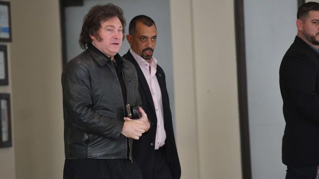 Ya se presentaron al menos diez amparos judiciales contra el DNU de Milei