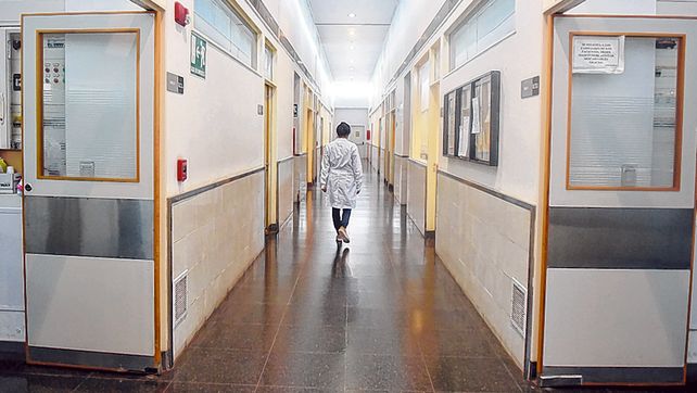 Pasillos. Un área del Hospital de Emergencias cercana al área de internación de la cual pretendió huir Morel.