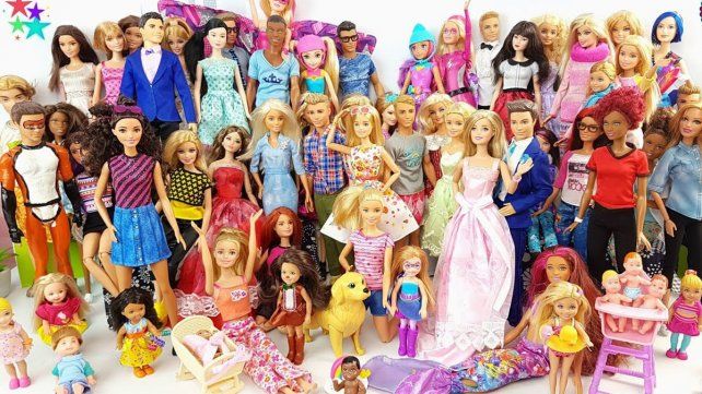 Actualmente las muñecas Barbie se fabrican con variantes en cuerpos