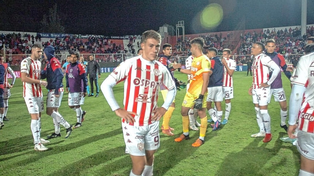 El VAR no funcionó con Unión, que perdió con Defensa y quedó eliminado de la Copa de la LPF