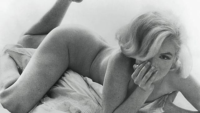 Marilyn desnuda, un mes antes de su muerte