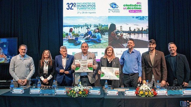 Paraná y Santa Fe fortalecen su integración turística con un encuentro que reúne a referentes de todo el país