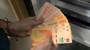 Cada vez más gremios tiene una base de un millón de pesos en el inicio de su escala de salarios.