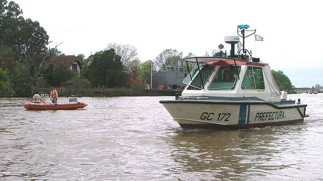 Misterio en Tigre: aparecieron dos muertos en un yate Delta prefectura