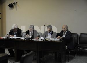 Juzgan en Santa Fe a un ingeniero y a un exrector universitario por defraudación al Estado