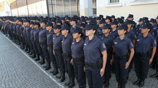Abonan a las fuerzas de seguridad lo correspondiente a uniformes
