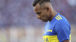 Pedirán la detención del delantero Sebastián Villa por la denuncia de abuso sexual
