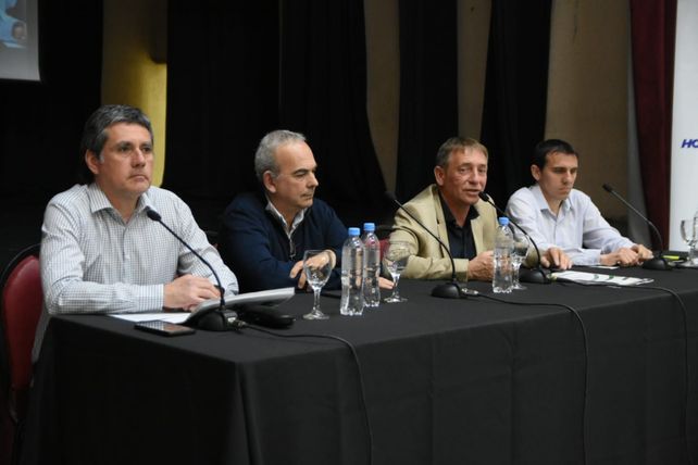 Las Parejas: lanzaron un plan para construir 243 viviendas