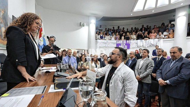 Nuevo Concejo. Medei propuso reforzar la seguridad en escuelas para evitar la vandalización durante el receso. Foto: gentileza prensa Concejo