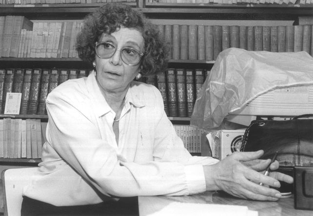 La profesora Habichayn en una nota publicada por La Capital en octubre de 1996.&nbsp;