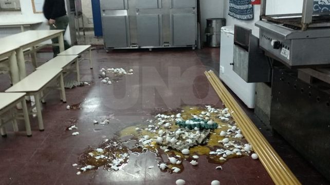 Robo y destrozos en el comedor de un jardín de infantes de Bº Las Delicias