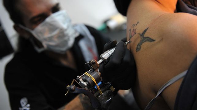 La Municipalidad abrió la inscripción a un curso gratuito para tatuadores